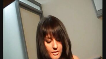 Naughty America වෙතින් රූමත් Lily Adams සමඟ එළකිරියේ ලිංගිකත්වය