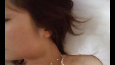 Hard X වෙතින් ශිෂ්‍ය නායක Lily Glee සමඟ Face Fucking දර්ශනය