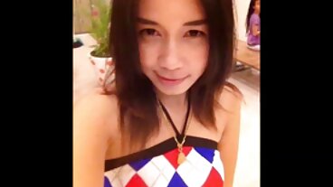 Bellesa Films වෙතින් ආකර්ෂණීය Lexi Luna සමඟ Pornstar ඉස්කුරුප්පු ඇණ