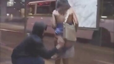 සෙක්සි හබ් වෙතින් පෙළඹෙන මෙලඩි පෙටයිට් සහ වැනේසා ඩෙකර් සමඟ ස්වයං වින්දනයේ චිත්‍රපටය