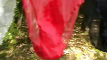 Nubiles Porn වෙතින් ආකර්ශනීය ආර්යාව Jay සමඟ මුඛයෙන් පිපිරවීම